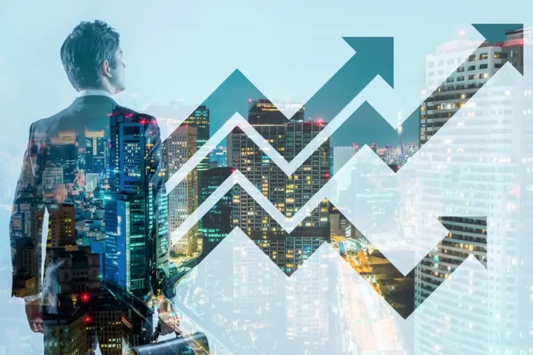 career-growth_leadership_leader_executive_businessman-with-briefcase_city-scape_arrows-100777438-orig-3